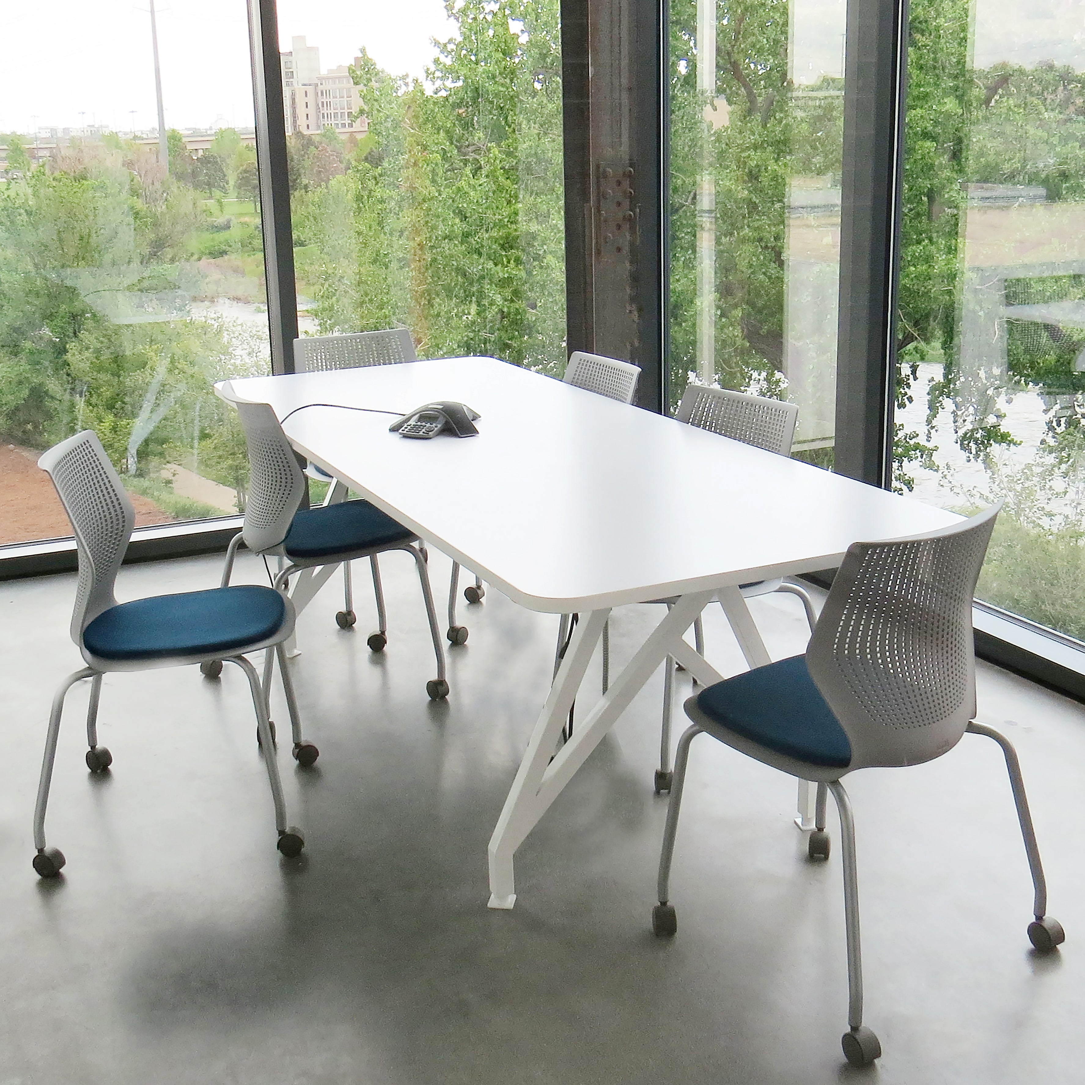 HotSpot Conference and Dining Table Lifestyle